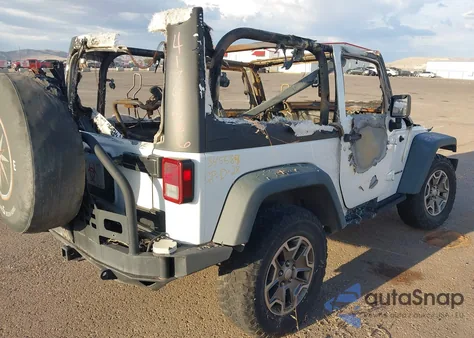 2013 Jeep Wrangler Rubicon z USA, uszkodzony, nr VIN 1C4HJWCG5DL530531